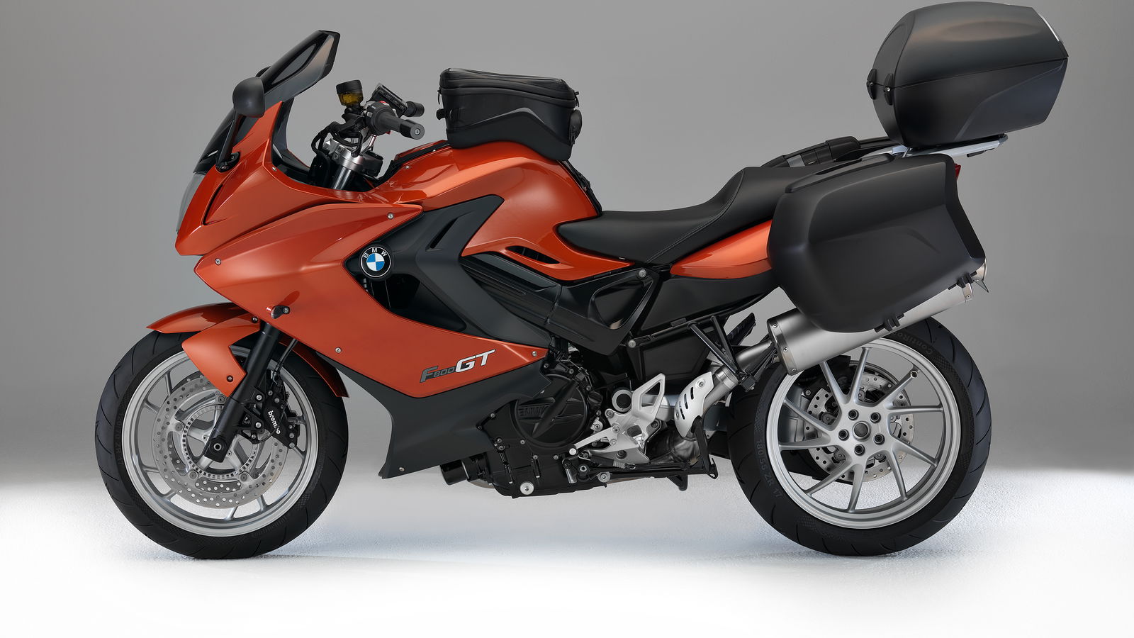 BMW unveil new F800 GT