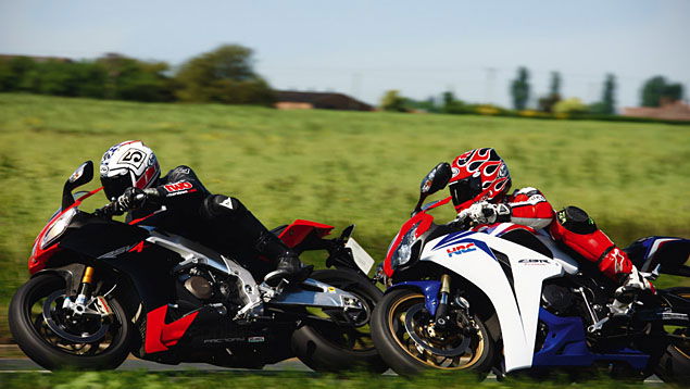 Should I Just Buy a Blade? CBR1000RR Fireblade V RSV4 Factory