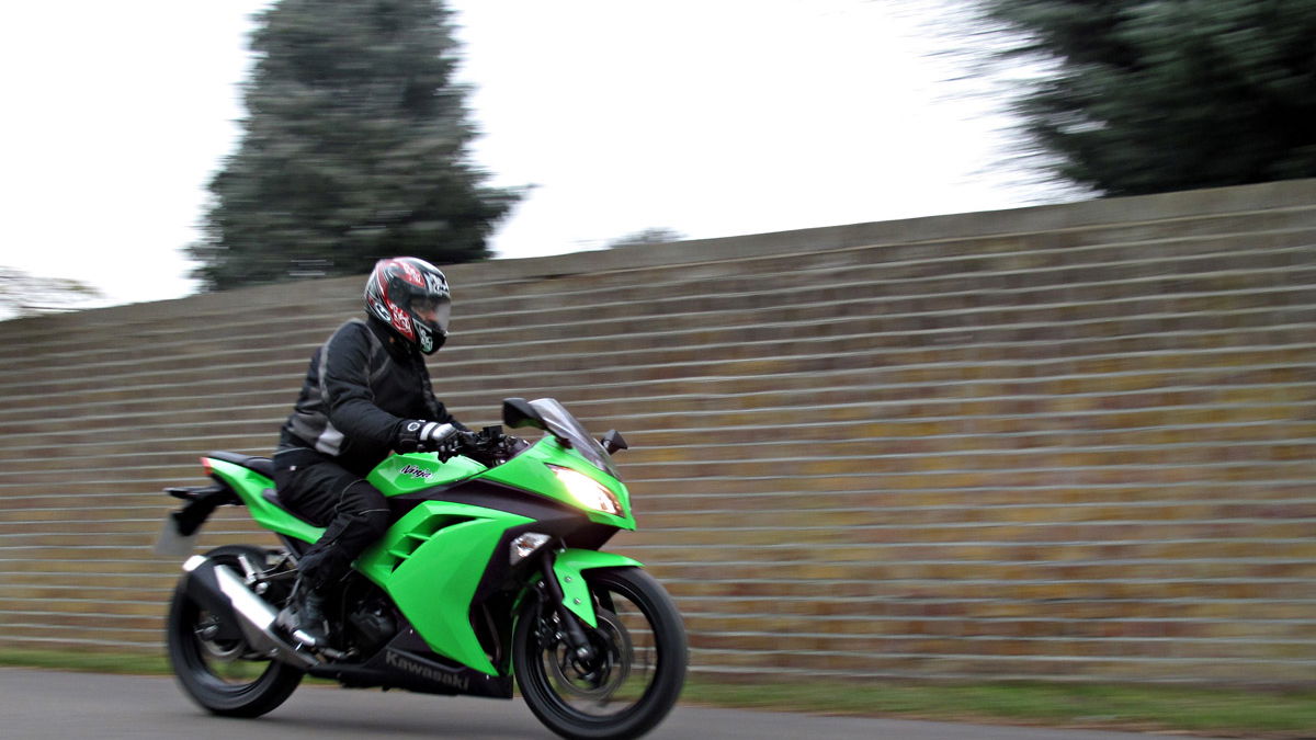 First Ride: 2013 Kawasaki Ninja 300 review