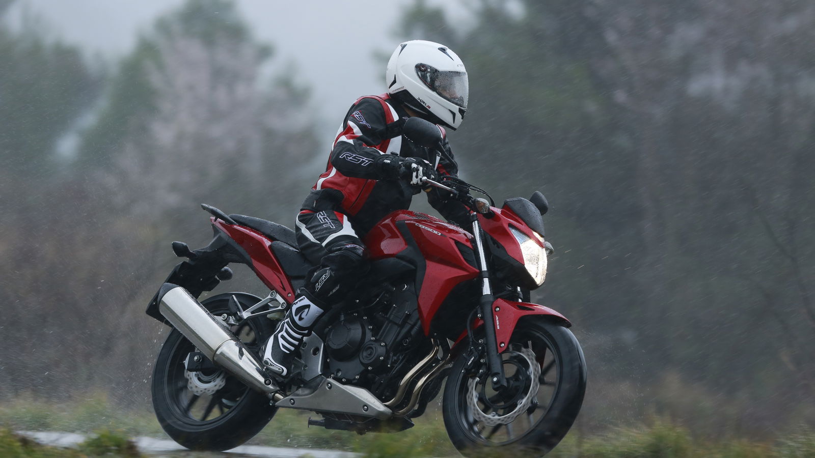 First Ride: 2013 Honda CB500F review