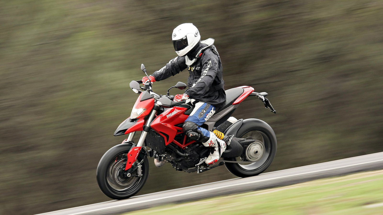 2013 Ducati Hypermotard onboard video
