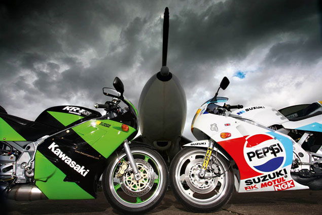 Classic Scrap - 1991 Yamaha FZR1000R EXUP Vs Suzuki GSX-R1100

