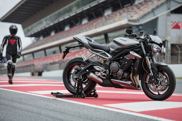 Triumph Street Triple RS