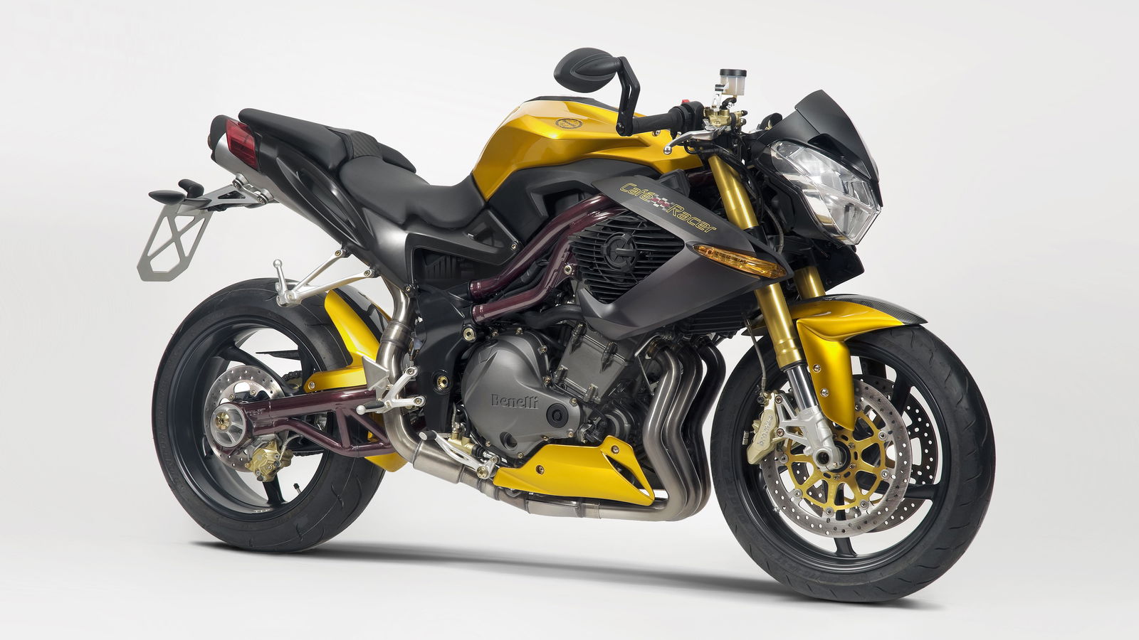 Benelli 899 Cafe Racer reaches UK dealers