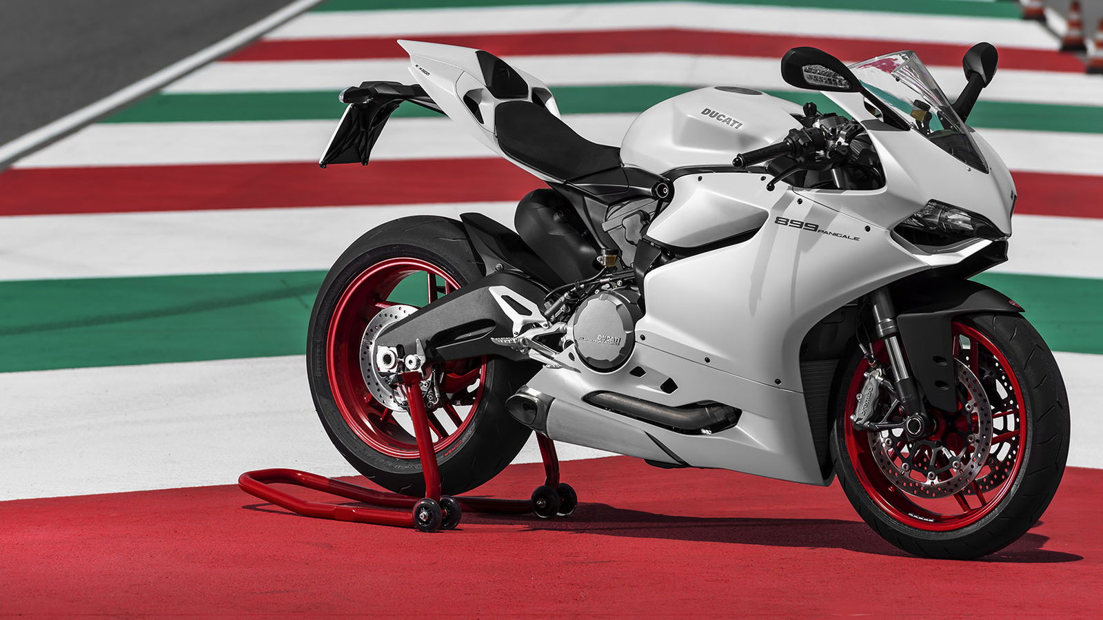 Ducati reveal 899 Panigale