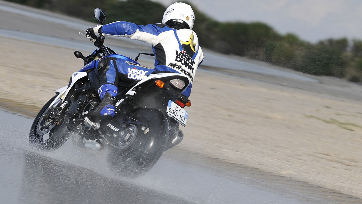 Dunlop's new Sportsmart2 tyre review
