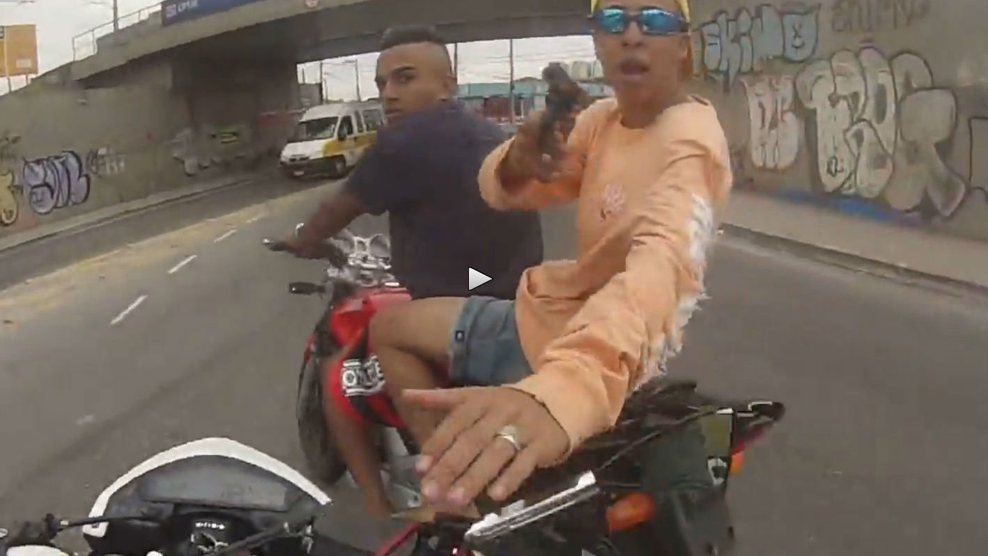 Video: thief shot after armed bike-jacking