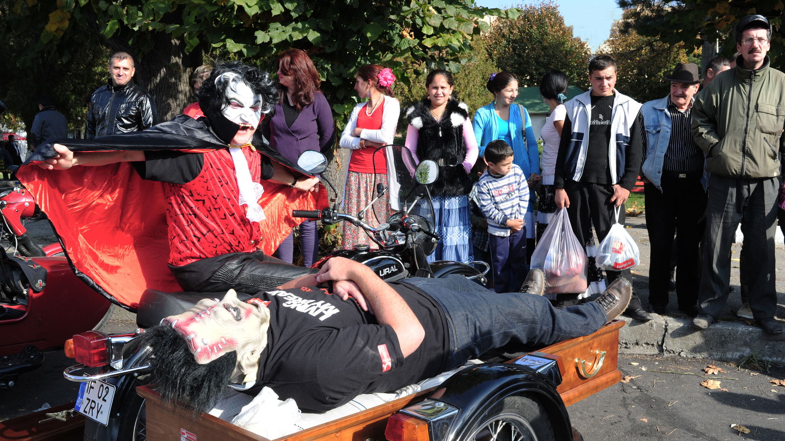 ‘Vampire fanatic’ rides to Dracula’s Castle for Halloween