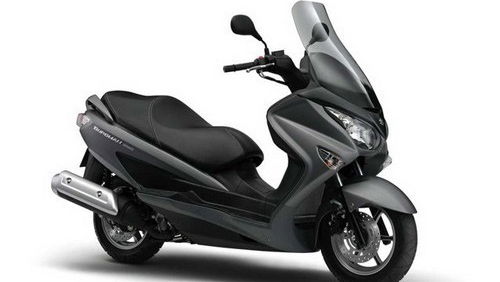 Suzuki Burgman 125 revised for 2014