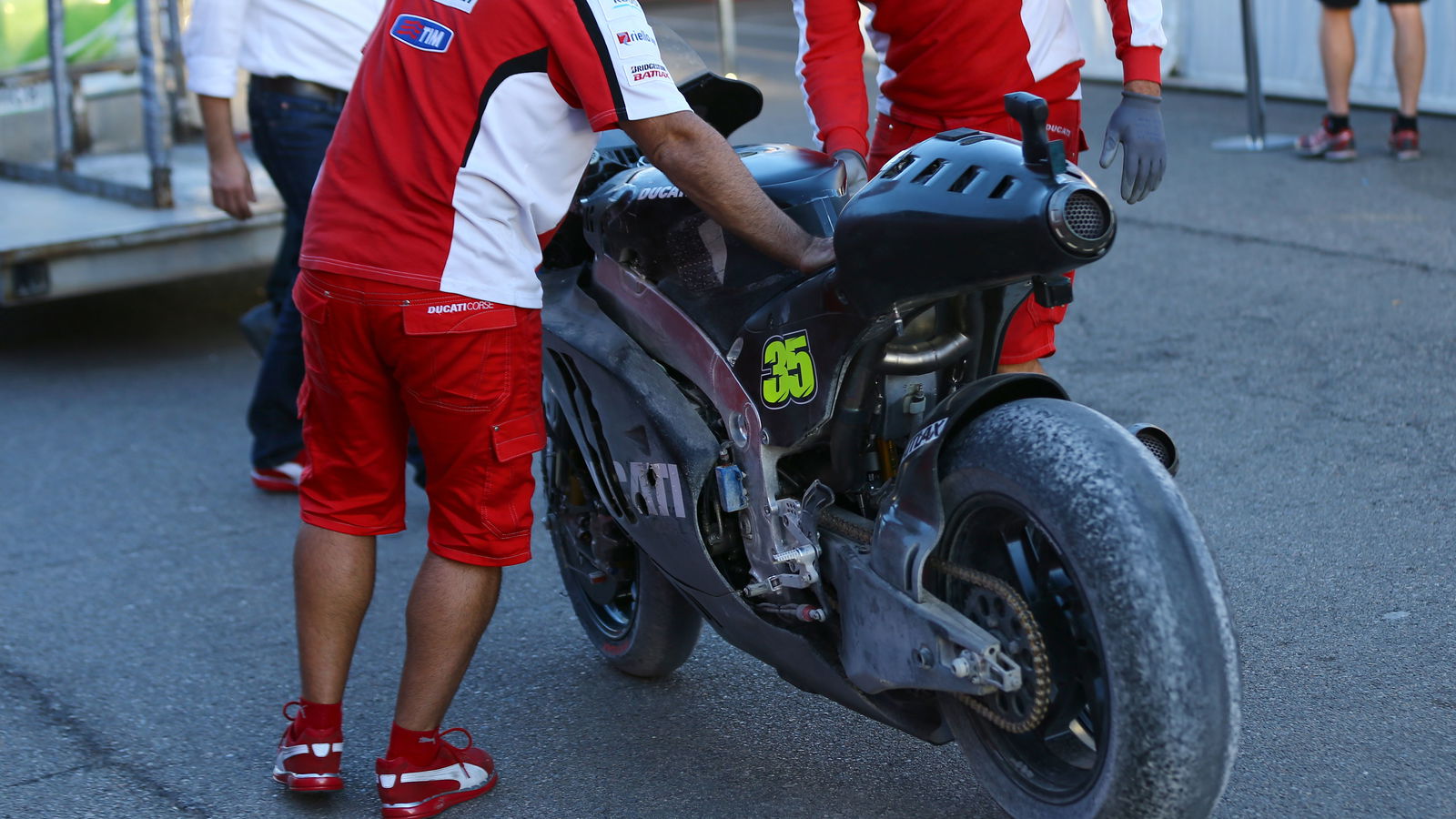 First Ducati crash for Crutchlow