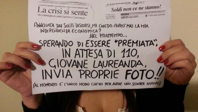 Student sells nude pics to buy a scooter