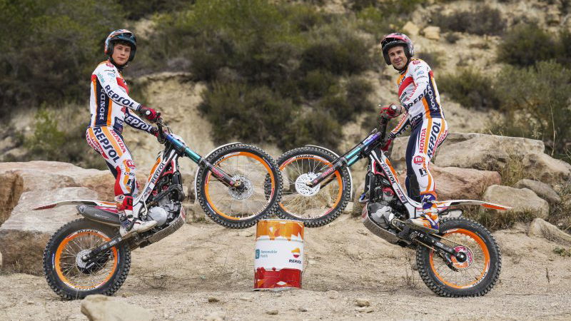 Gabriel Marcelli and Toni Bou, Repsol Honda renewable fuels test. - Honda Racing