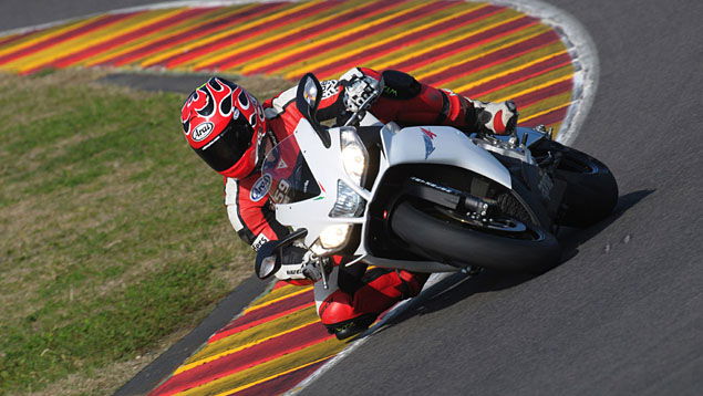 2010 Aprilia RSV4R first ride