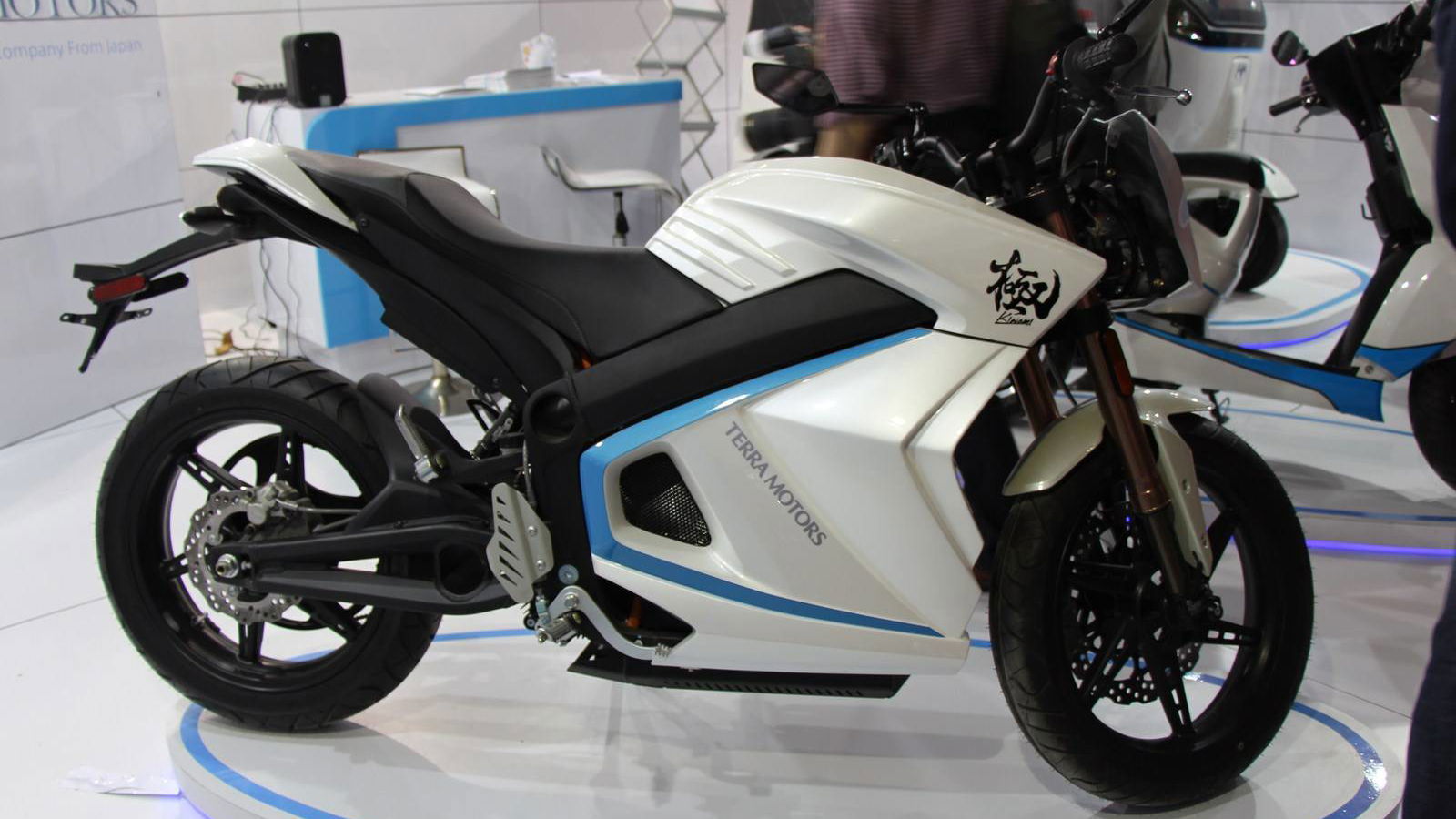New electric sports bike from Japan