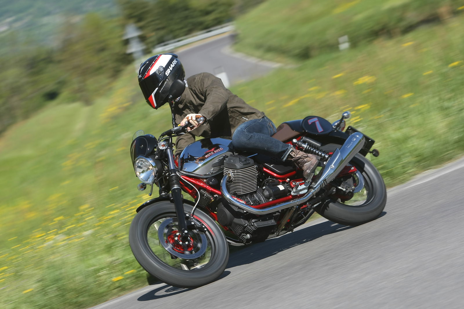 UK ride: 2014 Kawasaki Z1000 review