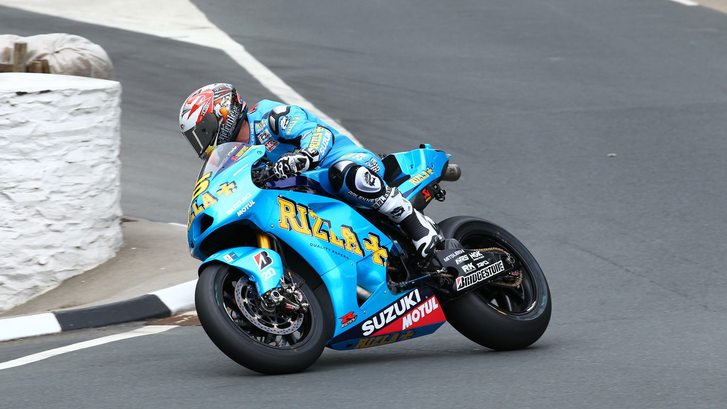 IOM: Cameron Donald hits 202mph on Suzuki MotoGP bike