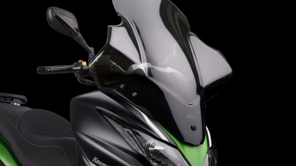 Just how far will one tank get you on Kawasaki's J300?