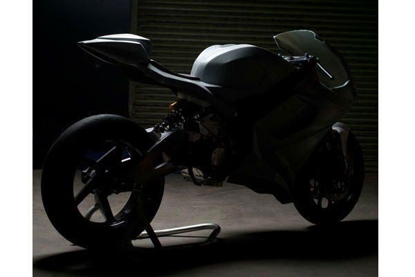 Yamaha YZF-R25 launch date confirmed