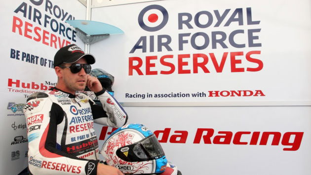 Simon Andrews dies following NW200 crash