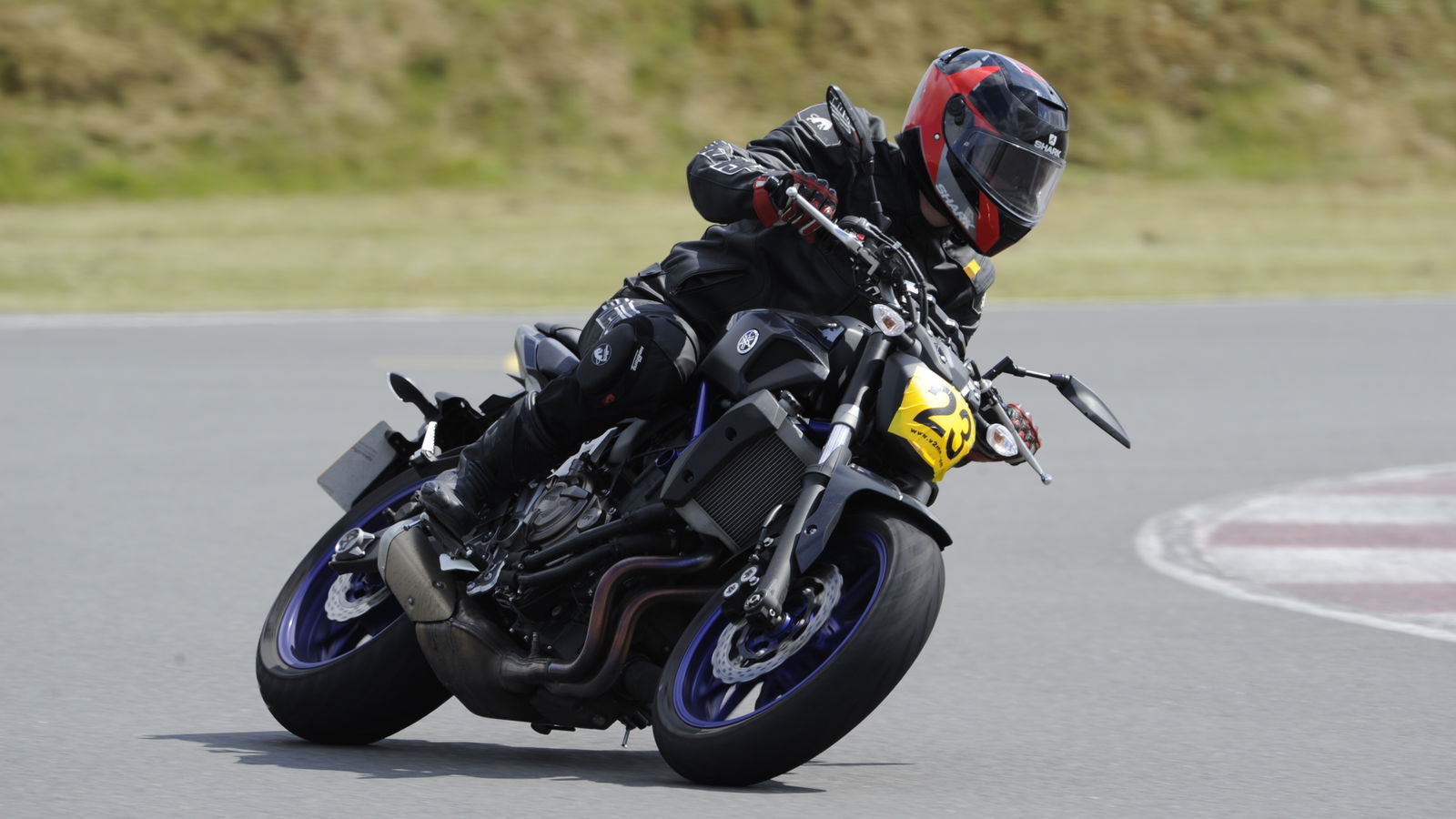 Yamaha MT-07 at the California Superbike School