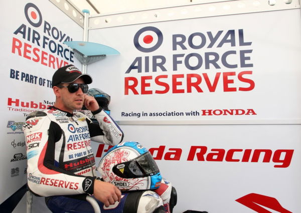 Thousands remember Simon Andrews