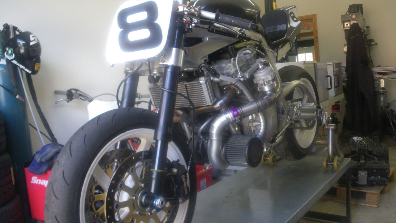 Guy Martin wins class at Pikes Peak on turbocharged GSX-R1100