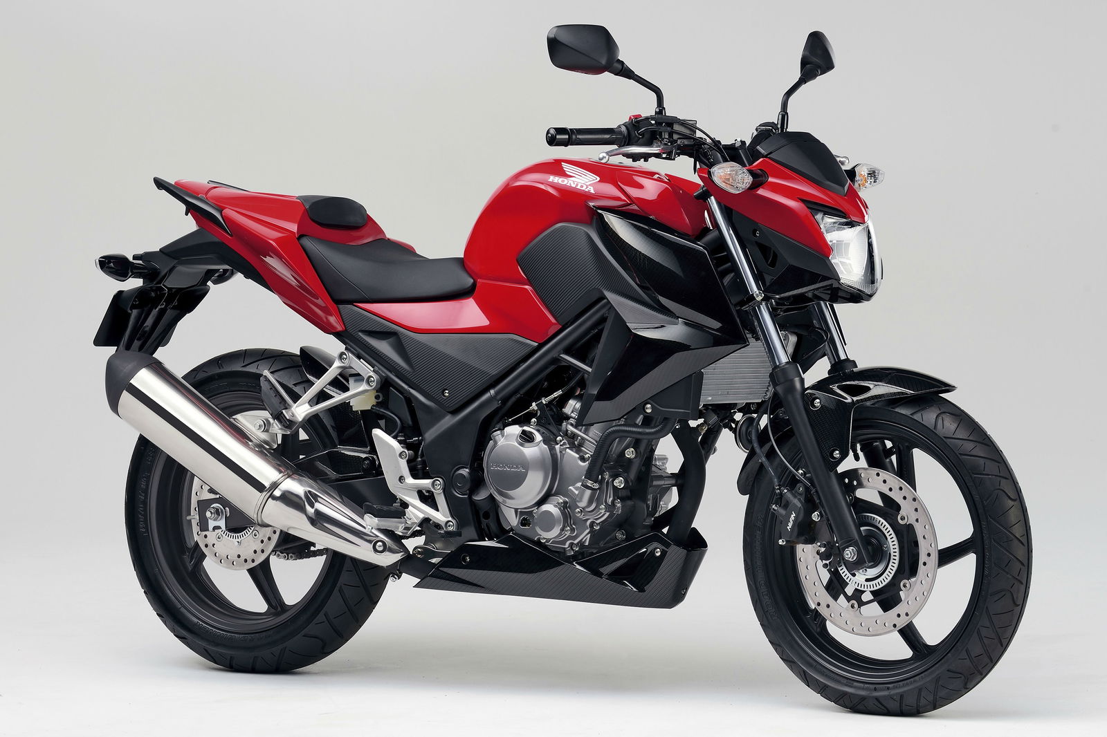 Revealed: Honda CB300F