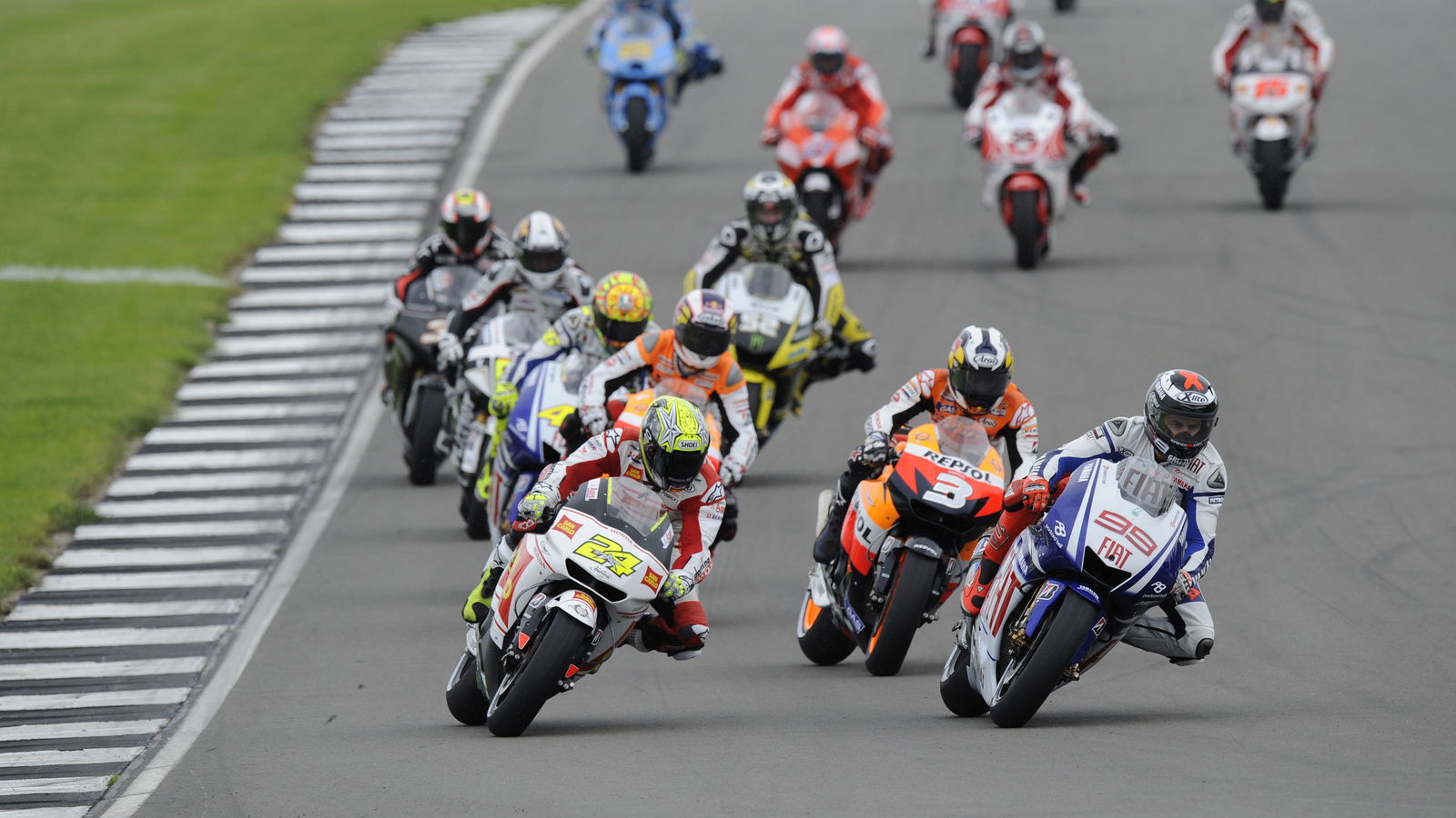 Donington Park to host 2015 British MotoGP round