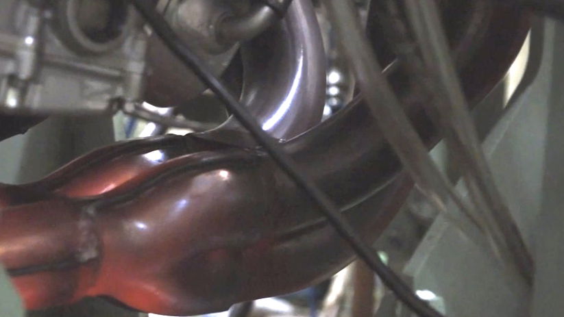 Kawasaki Ninja H2 revs to 14,000rpm