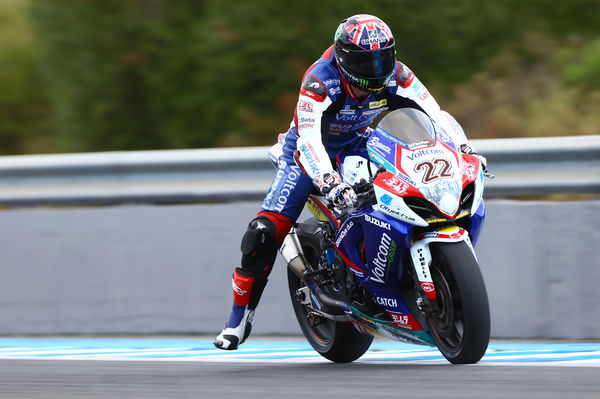 Lowes stays with Crescent Suzuki for 2015