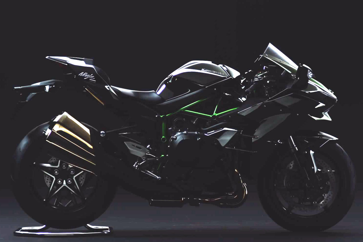 Road-legal Kawasaki Ninja H2 revealed | Visordown