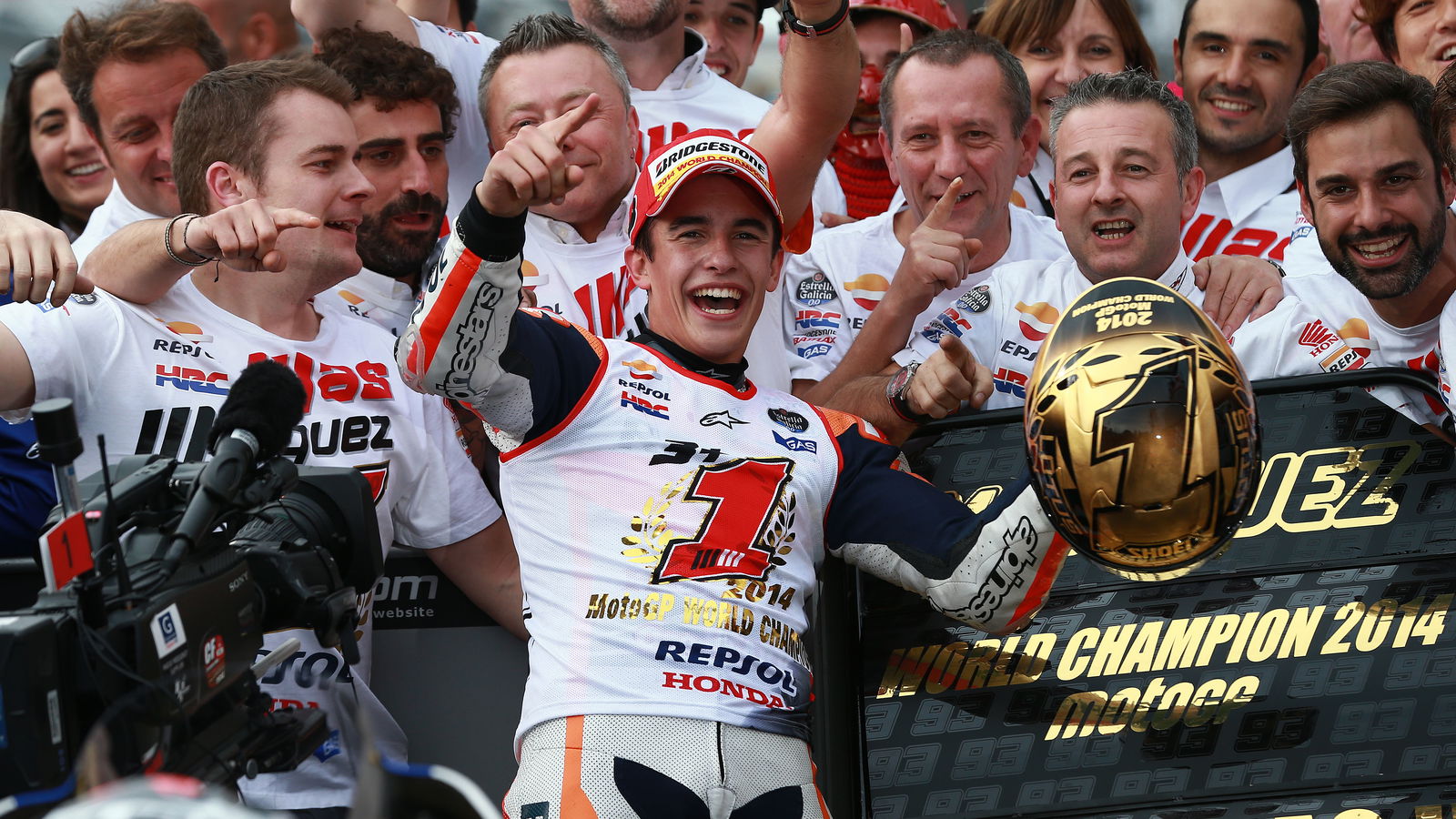Marquez secures 2014 MotoGP World Championship title