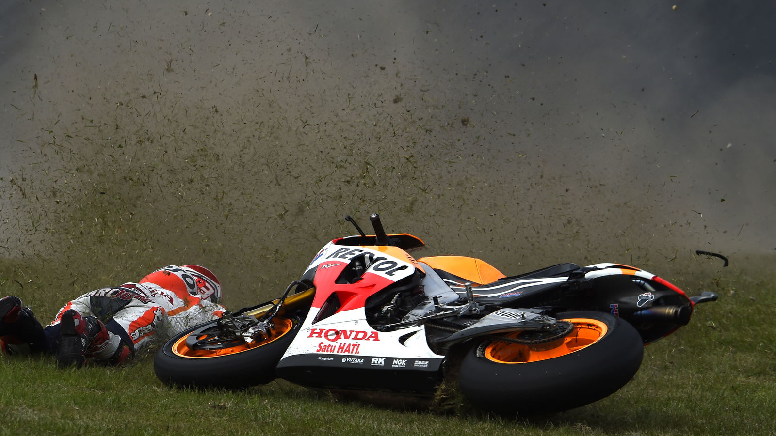 Marquez crashes out of Australian Grand Prix