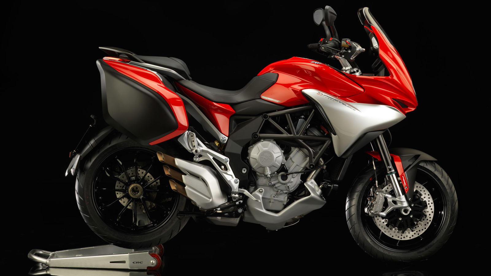 MV Agusta Turismo Veloce 800 & Stradale 800 at Eicma