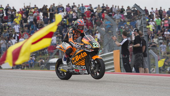Sam Lowes takes debut Moto2 win