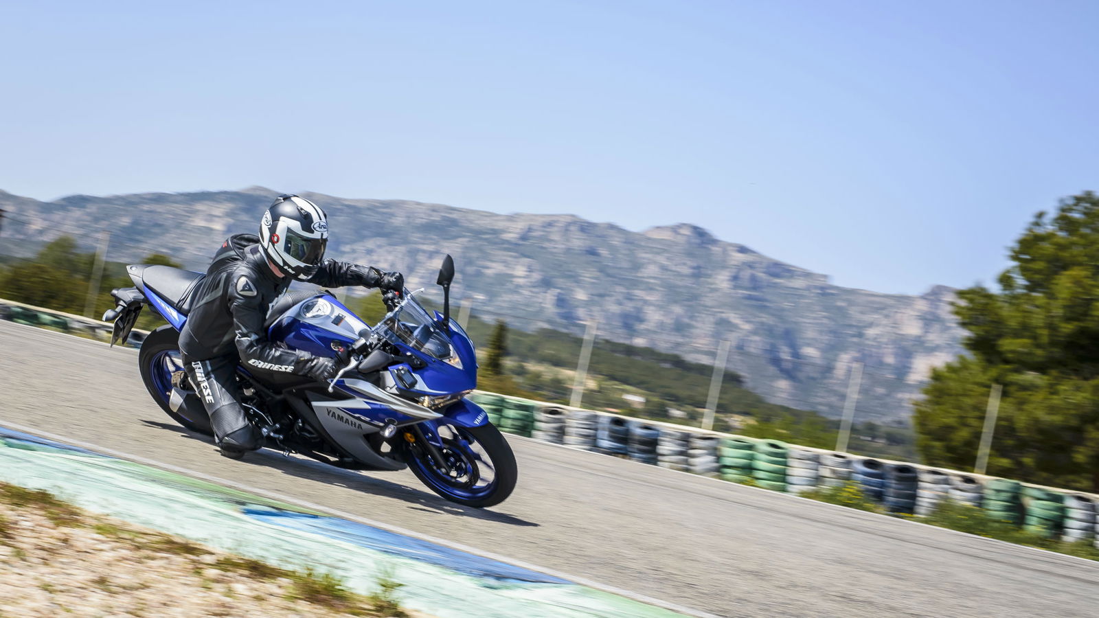 First ride: Yamaha R3 review