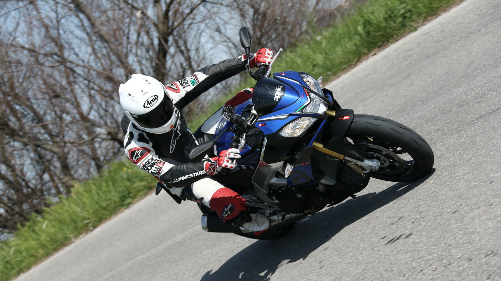 First ride: Aprilia Tuono V4 1100 RR review