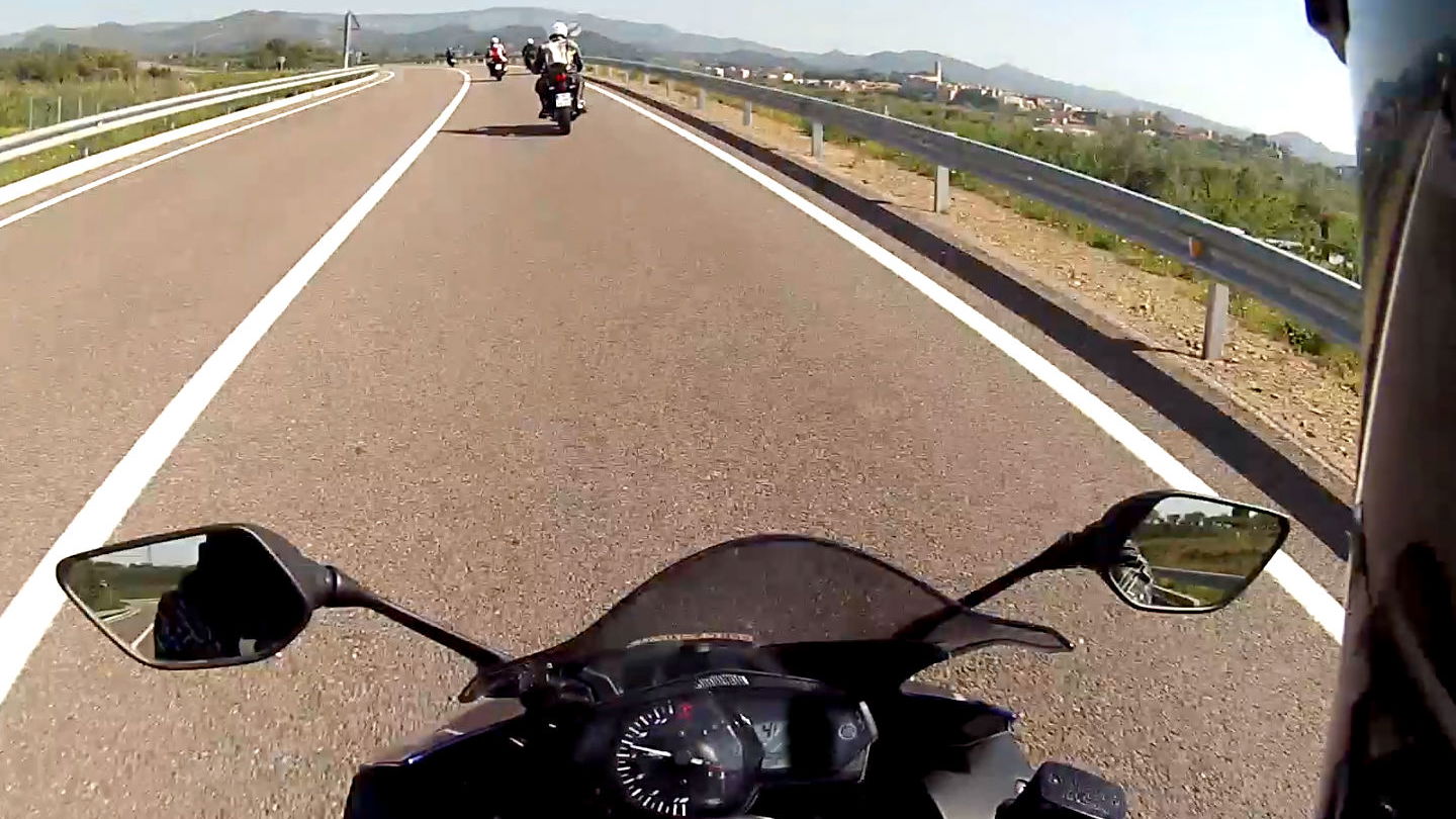 Video review: Yamaha R3 road and track test