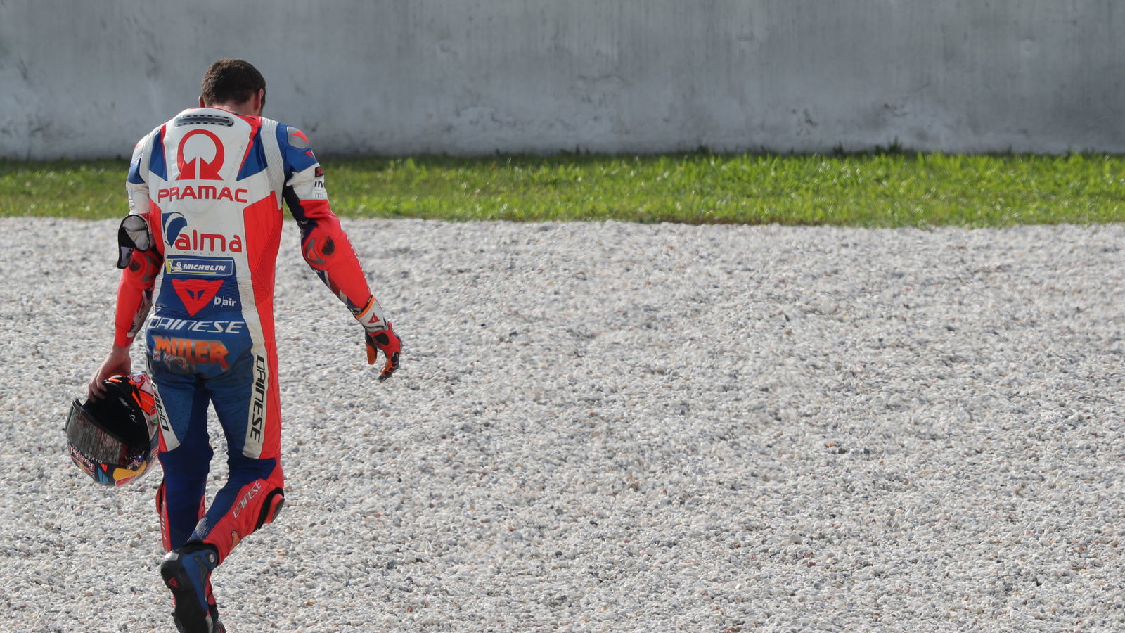 Miller shakes off fall to warn “more up my sleeve”