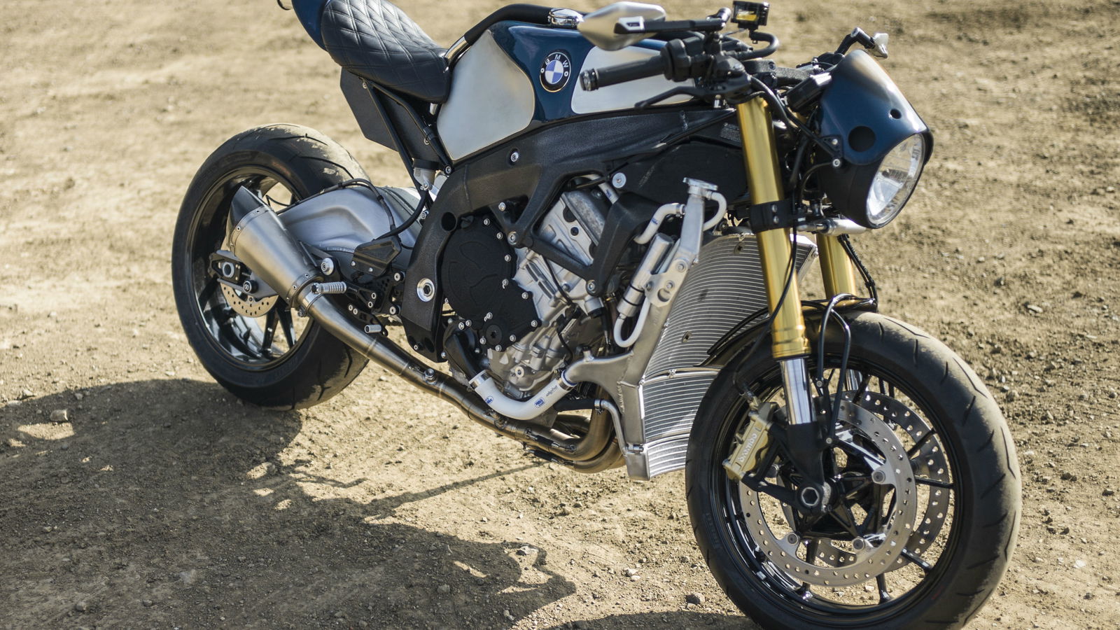 Orlando Bloom’s custom BMW S1000R