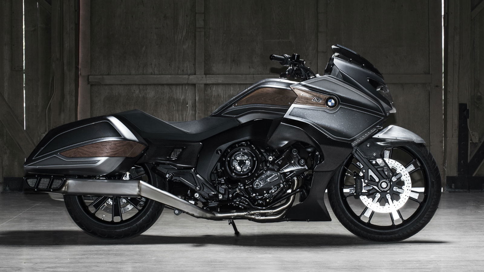 BMW Concept 101 – the K1600 bagger