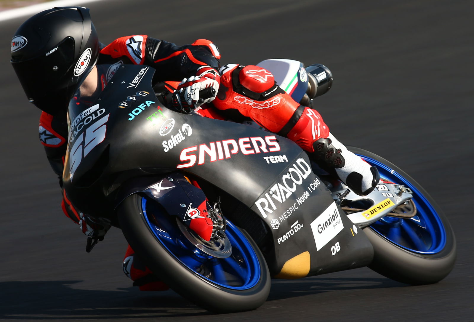 Hamilton eager to learn from Qatar MotoGP visit