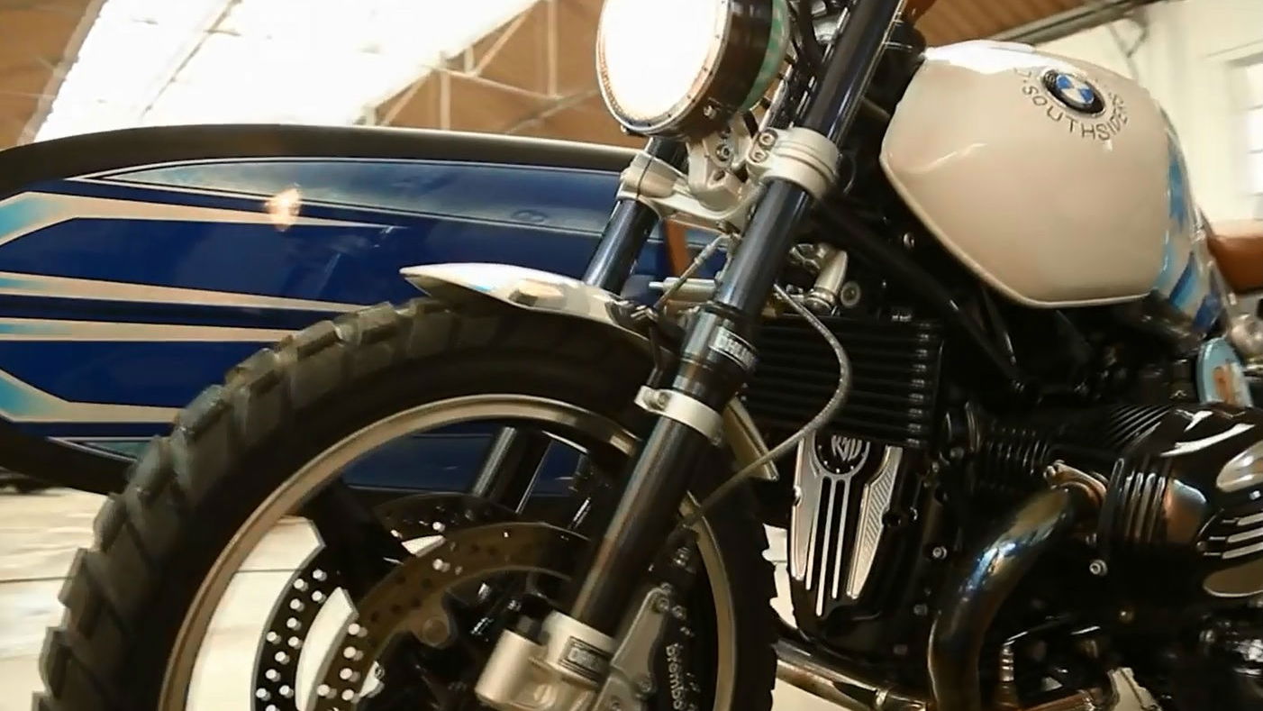 BMW R nineT scrambler walk-around video