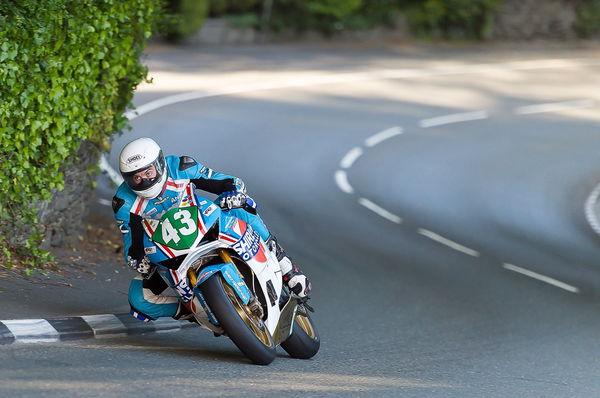 Manx Grand Prix newcomer Dennis Hoffer has died