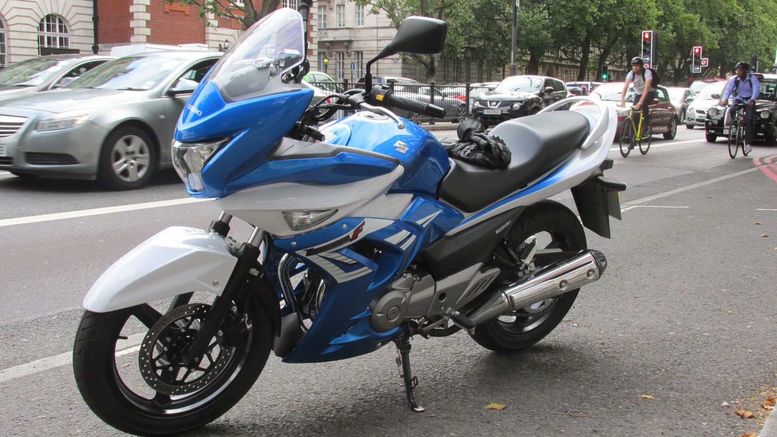 First ride: Suzuki Inazuma 250F