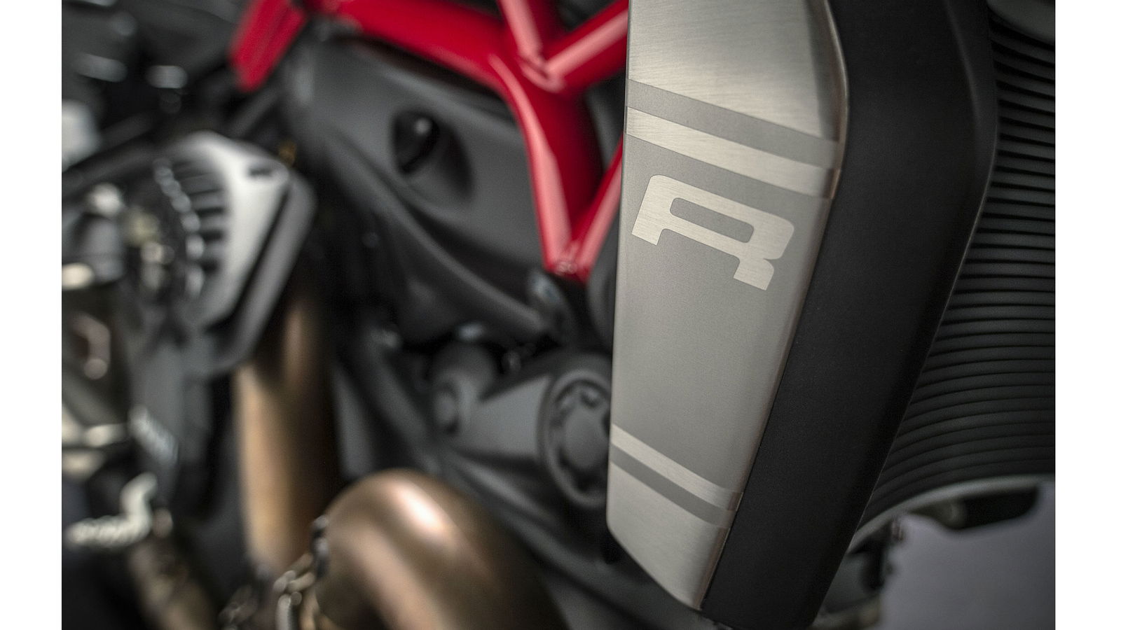 New Ducati Monster 1200 R