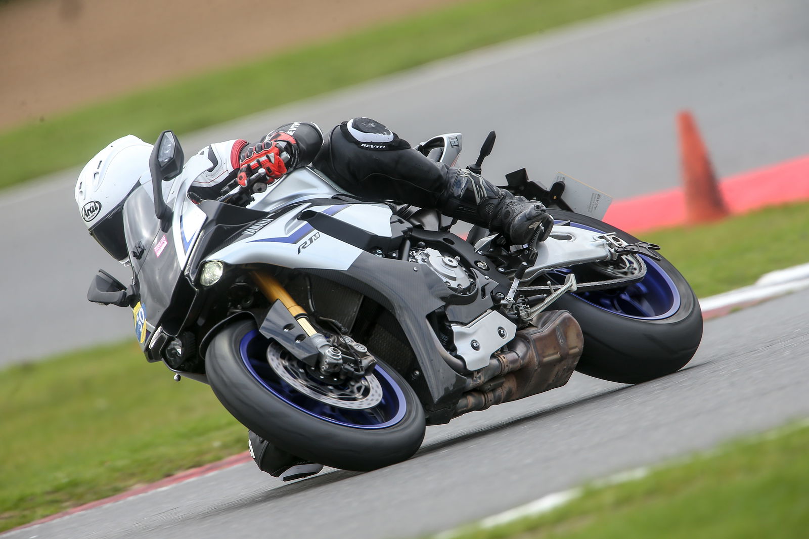 Video review: Suzuki Inazuma 250F road test