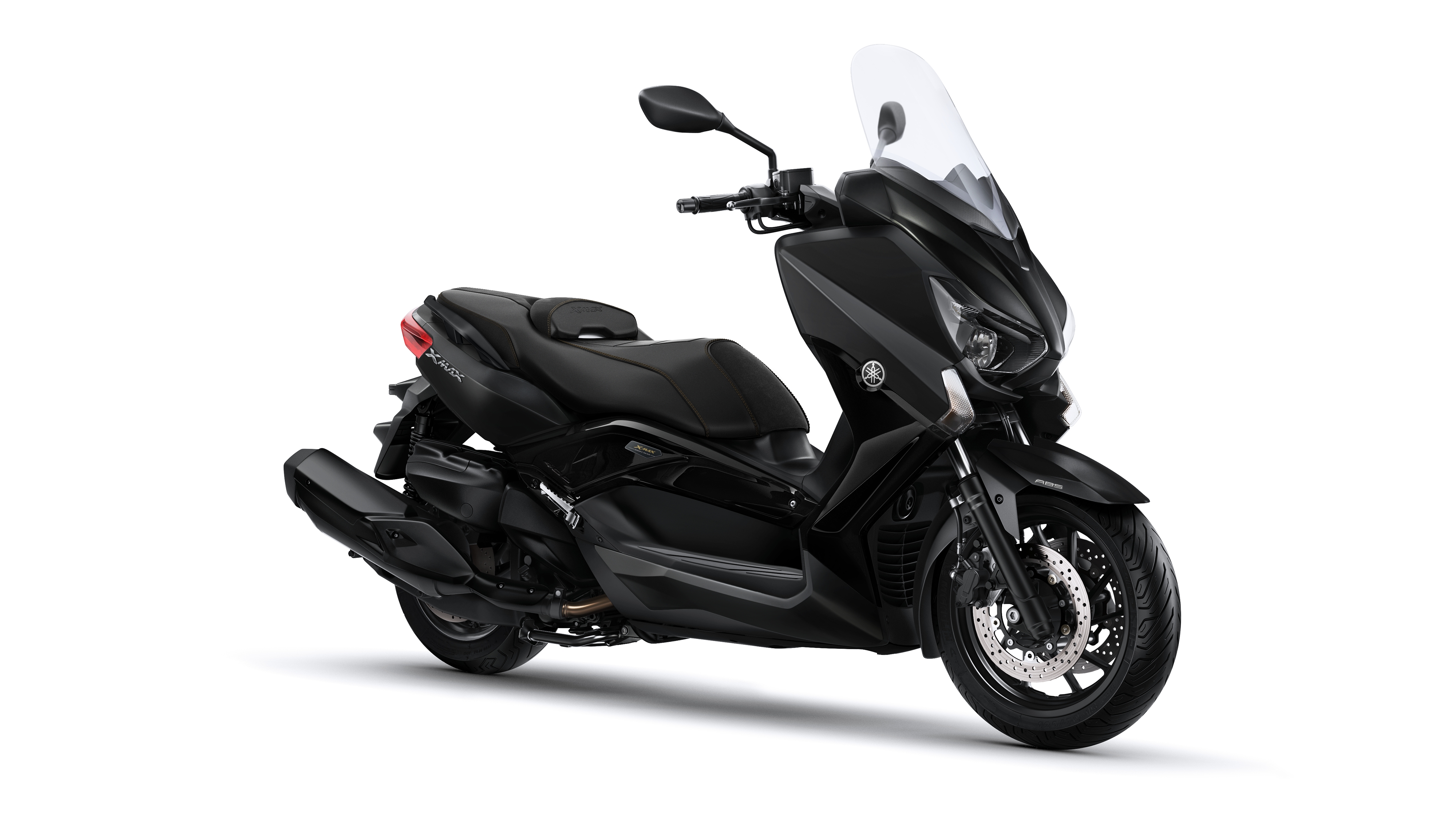 New X-MAX IRON MAX heads Yamaha scooter for Visordown