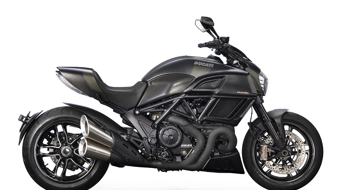 The 2016 Diavel looks like this - so what was that belt-drive thing caught on test?
