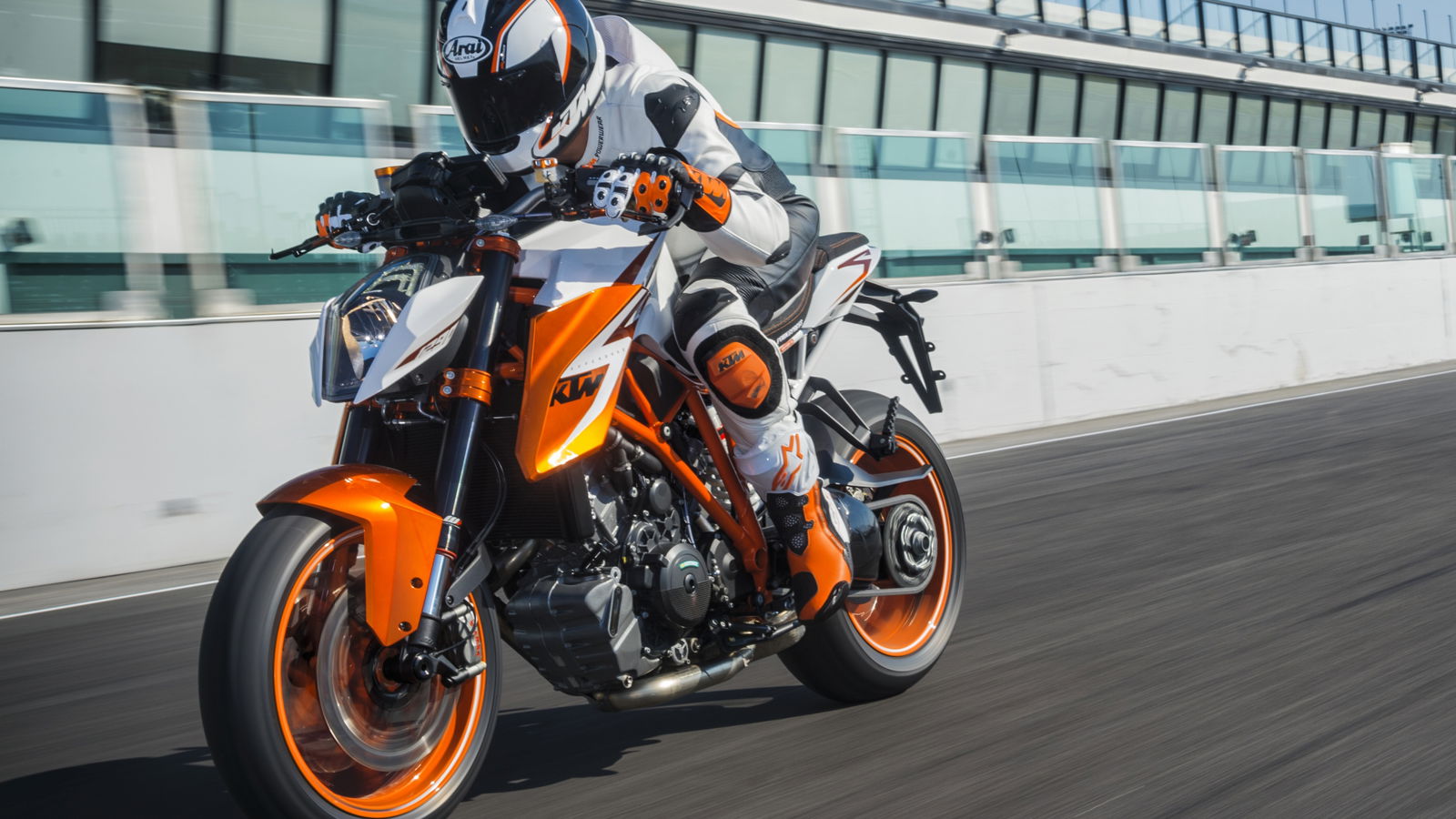 KTM announces 1290 Super Duke R Special Edition